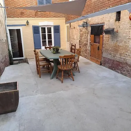 Διαμέρισμα Grande Maison Au Centre Des Andelys *